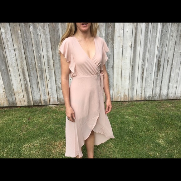 Forever 21 Dresses & Skirts - F21 Blush pink wrap dress small